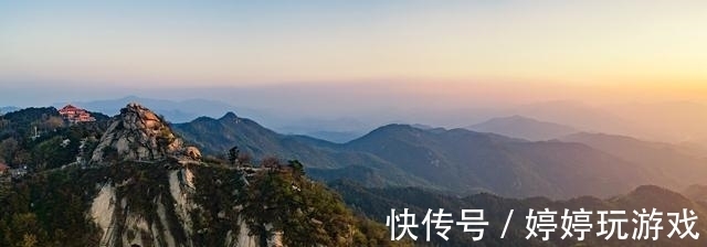 建筑风格|河南信阳有一个避暑胜地，夏季平均气温24°，被誉为中国避暑胜地