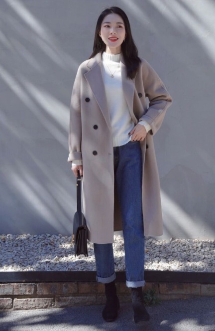 修饰|据说气质女生会爱上简约风,这样穿大衣,让你一整个冬天都很美