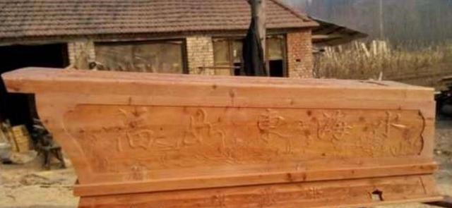 嘉庆皇帝&古人为何选择抬棺材人很慎重,因为有一习俗很重要!