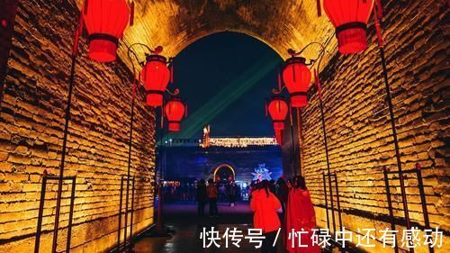 大唐不夜城|西安大唐不夜城，与重庆解放碑齐名的步行街，宛若走进了大唐盛世