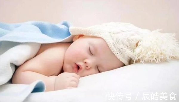 同龄人|孩子这4个动作睡觉,未来会“绝缘”高个子,家长要及时引导