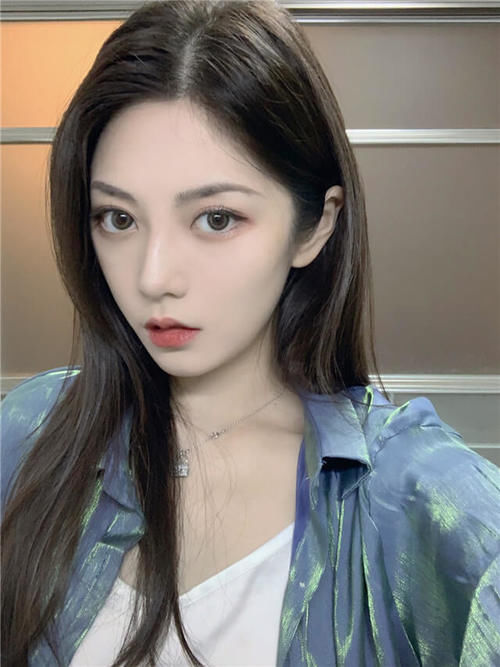 精妆联华护肤技巧：为什么你不熬夜，还是会有黑眼圈？