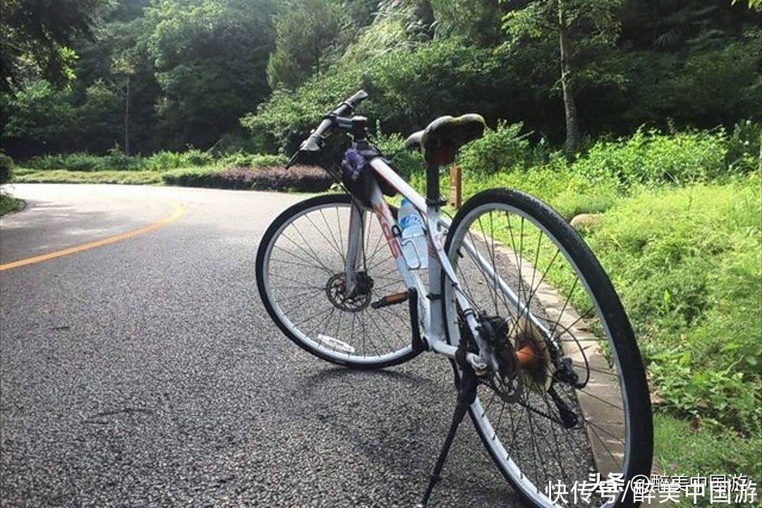 探访红花湖景区，环境清幽，山环水绕，环湖骑行好去处