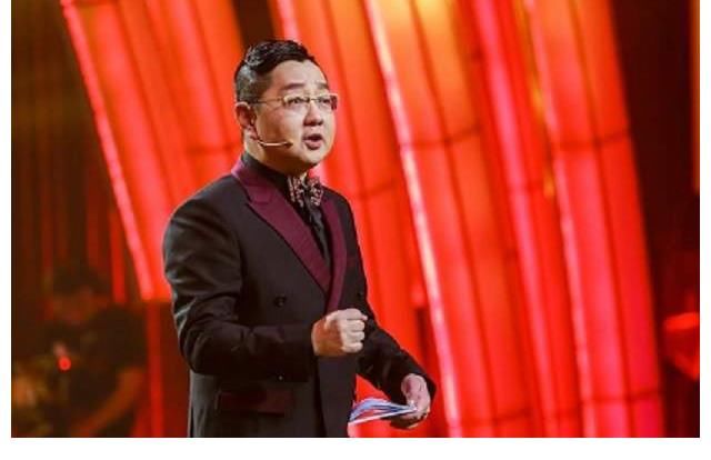 一哥|張紹剛：從曾經(jīng)的主持一哥淪為綜藝梗王，張紹剛是如何墮落的呢？