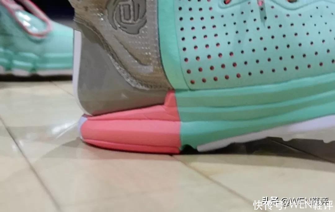 阿迪|adidas D-rose4实战：难得具有性能特点的阿迪实战鞋 但体验欠佳