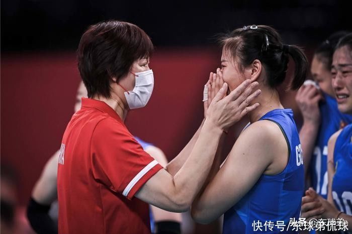 商业价值|8年,郎平给女排带来什么?24个广告解决球员烦恼,她却被骂惨
