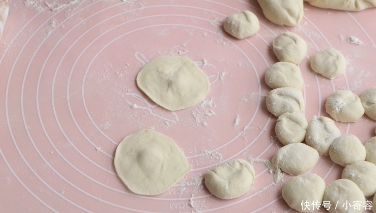 春天,比韭菜营养,比白菜好吃的蔬菜,一顿5斤不够吃,太香了