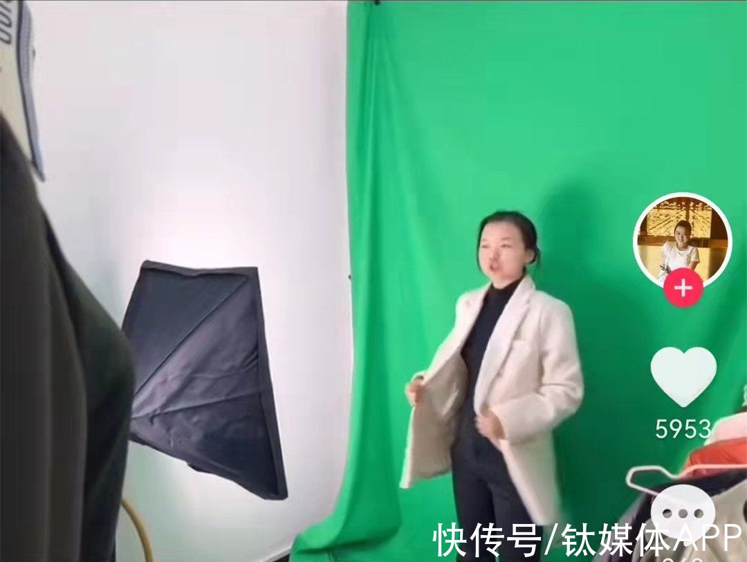 dmonstudio|TikTok“开路”,直播电商“外卷”