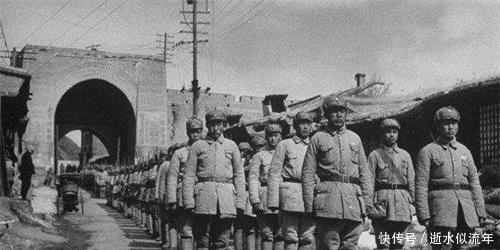 八路军|他手握十万重兵,曾杀害四百八路军,最终因胃癌病死狱中!