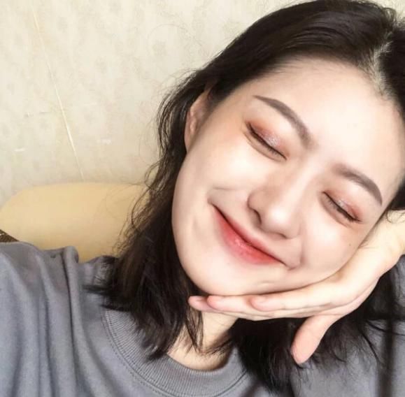 越长越“标志”的女孩子,99%都有这3种特征,全中男生排队追