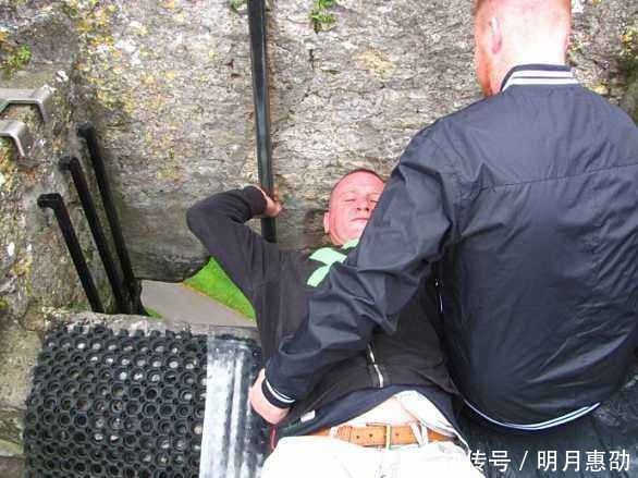 世界上最受欢迎的石头:传说曾沾上耶稣血液,如今被几十万人亲吻