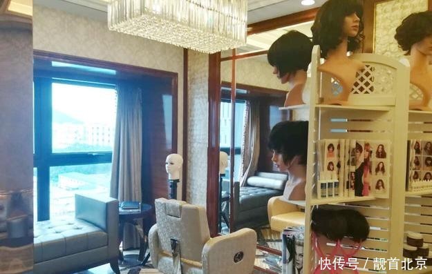 女士短假发套哪里买卡子?