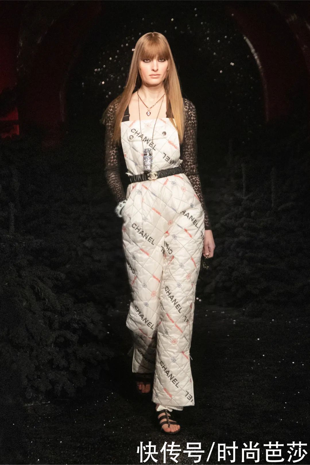 CHANEL的感性世界里，藏有柔情万千