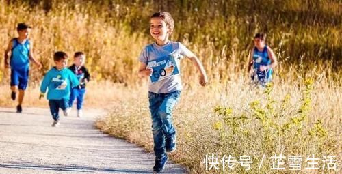 史努比|老师,他在路上扶摔倒的人了,他本来成绩能更好