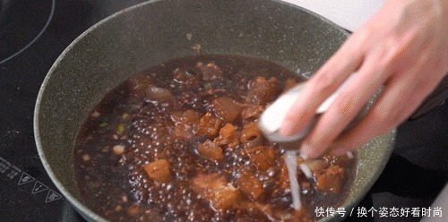 香绝|秒杀餐馆的好方子!上锅一焖香绝了,软糯超下饭!