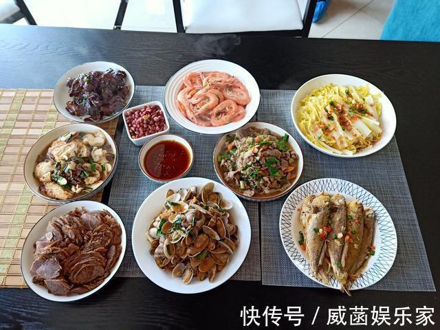 新春家宴10个菜，半小时左右就上桌，朋友夸老公倍有面子