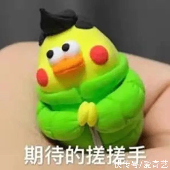 陈赫、郭京飞吃蒸海鲜超享受!下一秒却被“打包”带走?