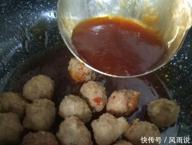 肉丸子|肉丸子做糖醋味，三两小孩几分钟抢光光