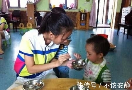 孩子|8岁女孩连续头疼6天,医院查不出结果,最后女孩含泪讲出实情