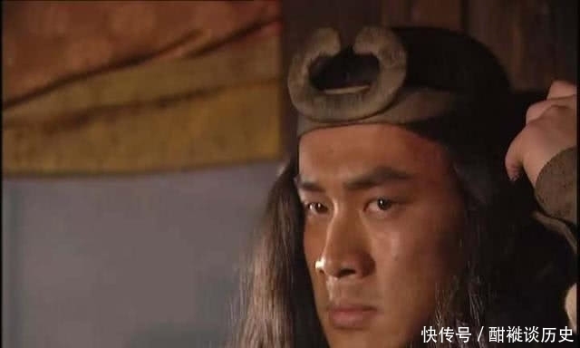 武松|武松和李逵公开反对招安,为何宋江只拿李逵开刀,却不敢惹武松?