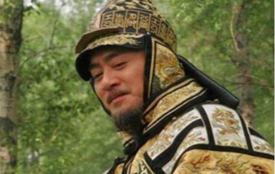 皇帝|皇子对老师讲:我当了皇帝一定杀了你,结果皇帝老爹一脚将其踢死