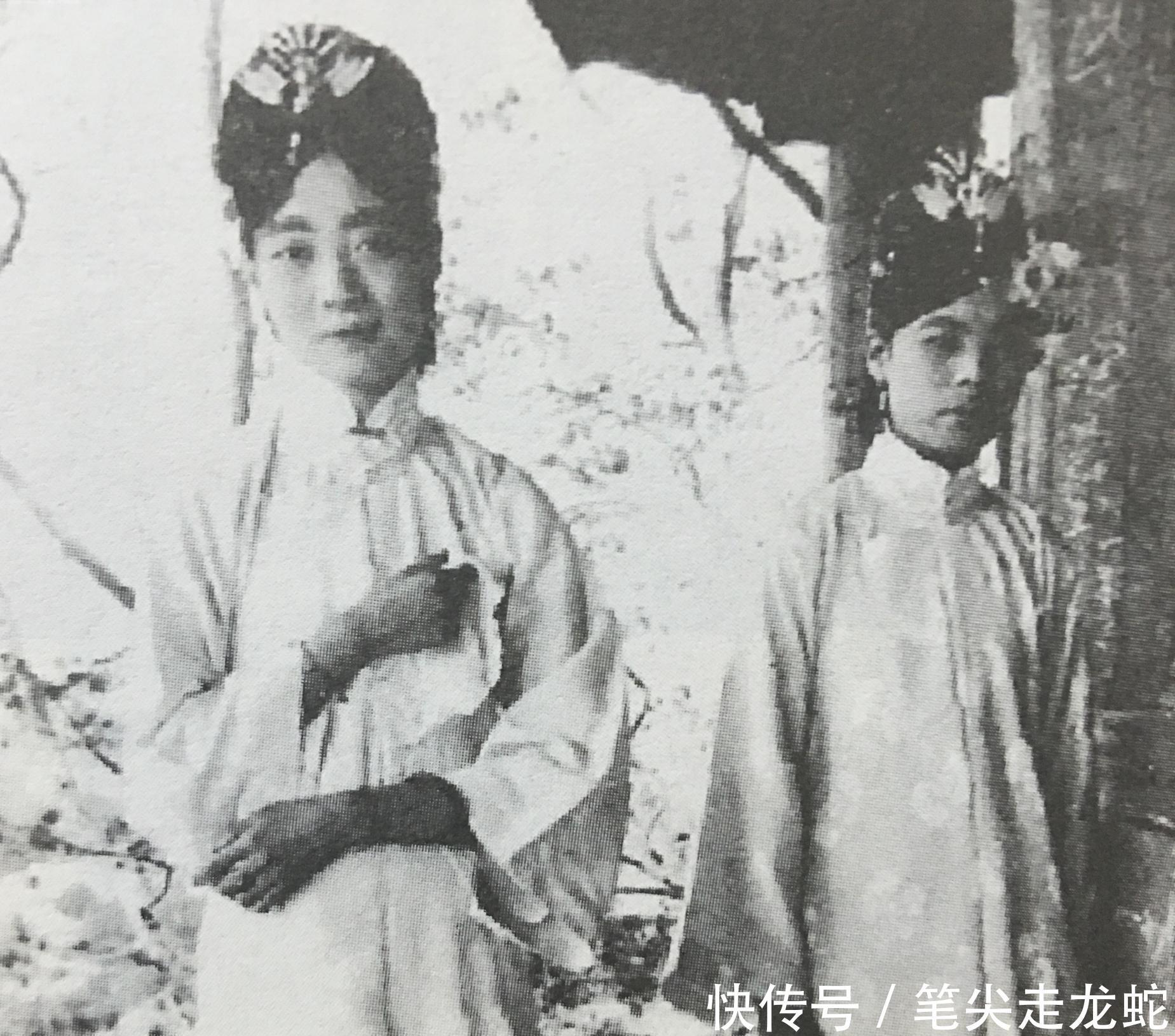 张张|婉容和文绣合影，张张经典，貌合神离！