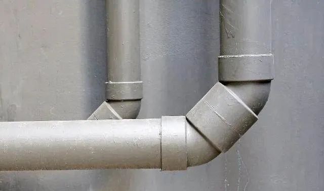 让水龙头亮白如新,清洁排水管干净不脏手,教你小妙招