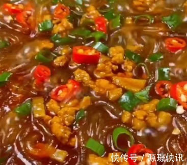 豆瓣酱|堪比饭店的家常菜“蚂蚁上树”,学会自己在家做,全家人都喜欢吃