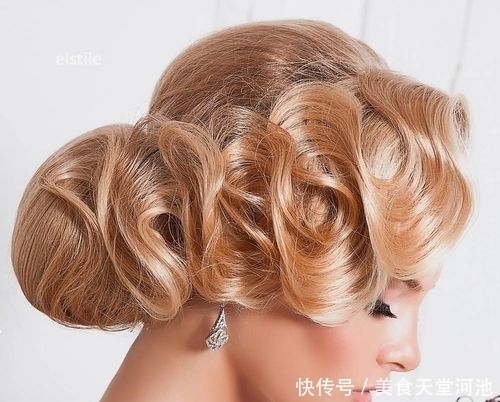 2021结婚季！33个优雅新娘的别致婚礼发型