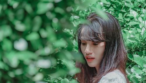 女人|跟女人聊天没有话题？聊这3个话题就能让女人“倒追”你