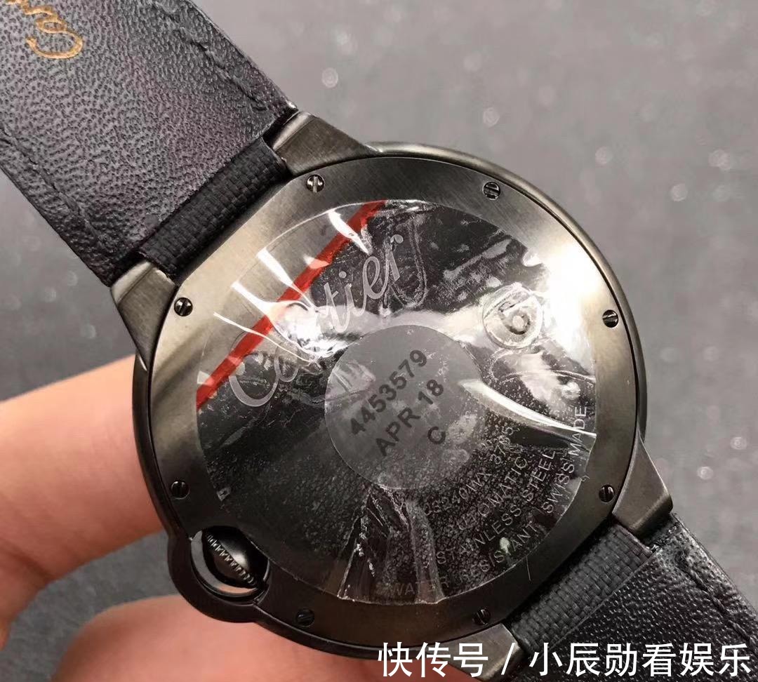 评测|「拒绝一眼假」V6厂卡地亚蓝气球黑骑士复刻表做工评测！