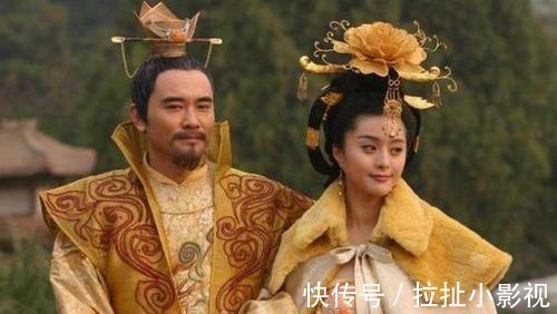 唐故#专家从猪圈里找到一块石板,上面刻着六个字,解开了一美女的秘密!