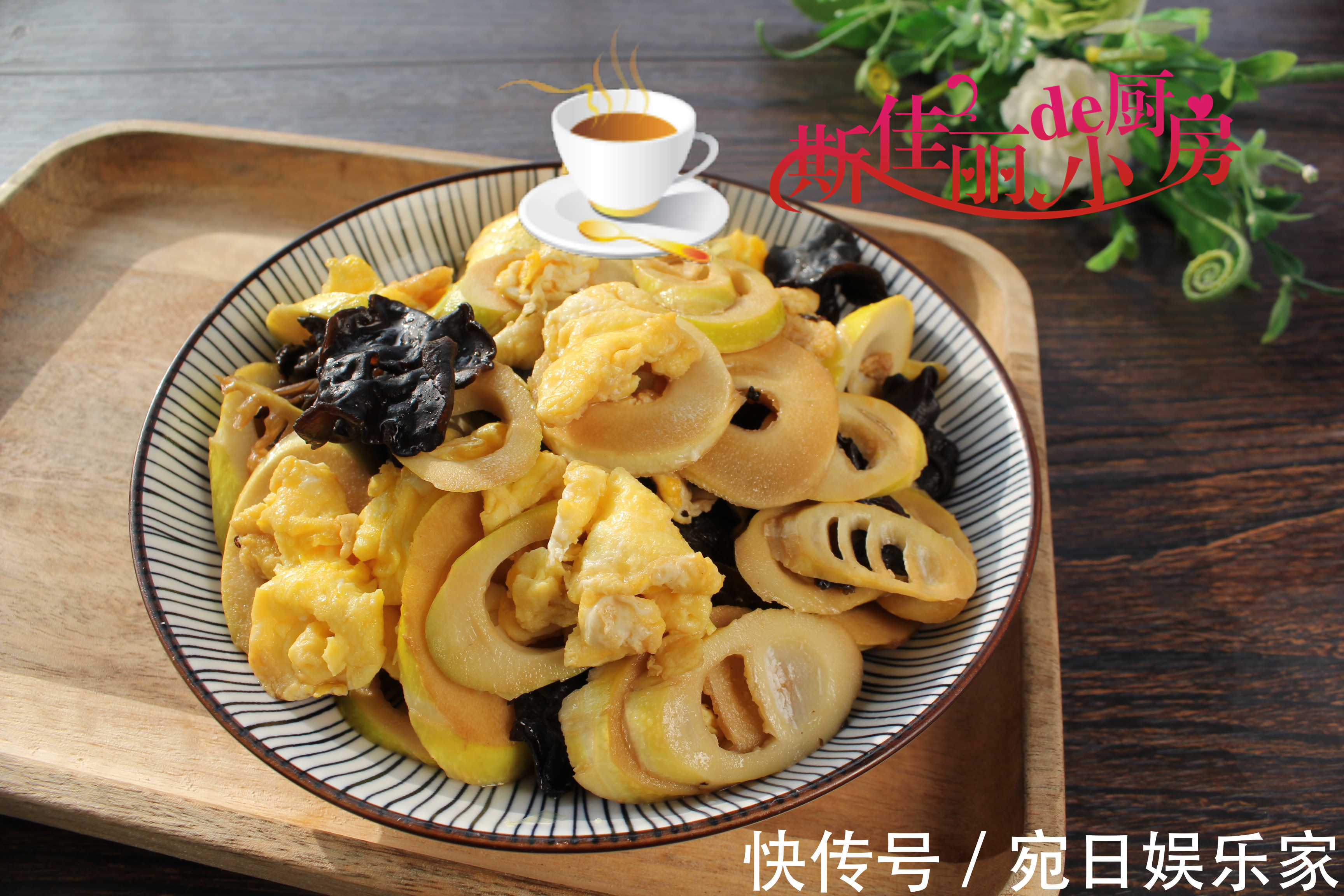 鸭血|老公加班,母子俩晚餐,简单营养又鲜香美味,花钱不多孩子吃得香