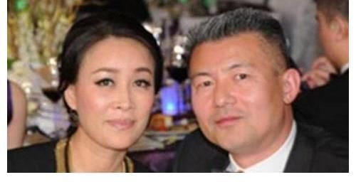 那英曾两次参加歌舞团面试,却都以失败告终,感觉自己会一事无成