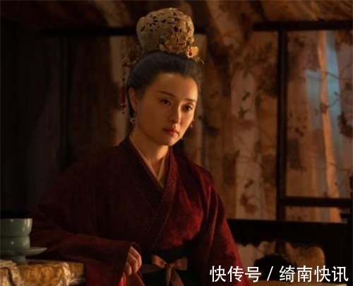 语文教材$家长提议将《岳阳楼记》移出语文教材,只因提到一个人,有理吗?