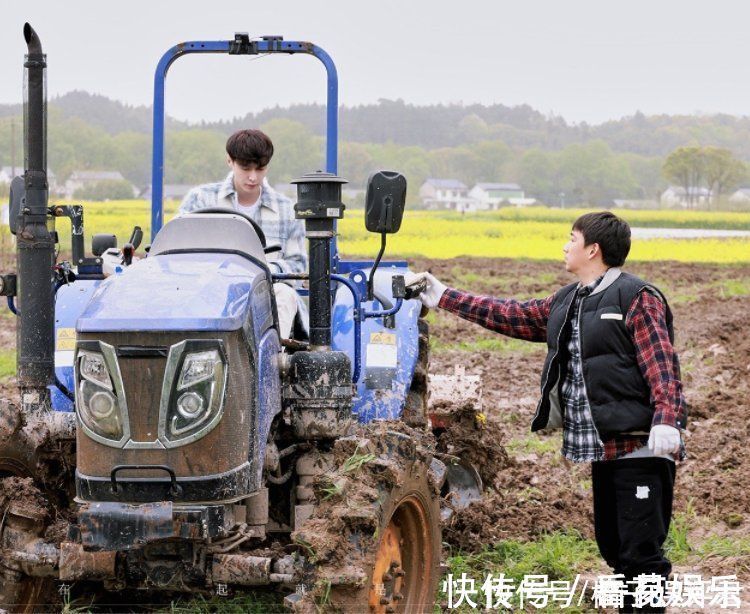 節目|黃磊給徒弟挖坑,問想男嘉賓還是女嘉賓來,張藝興的反應太機智了