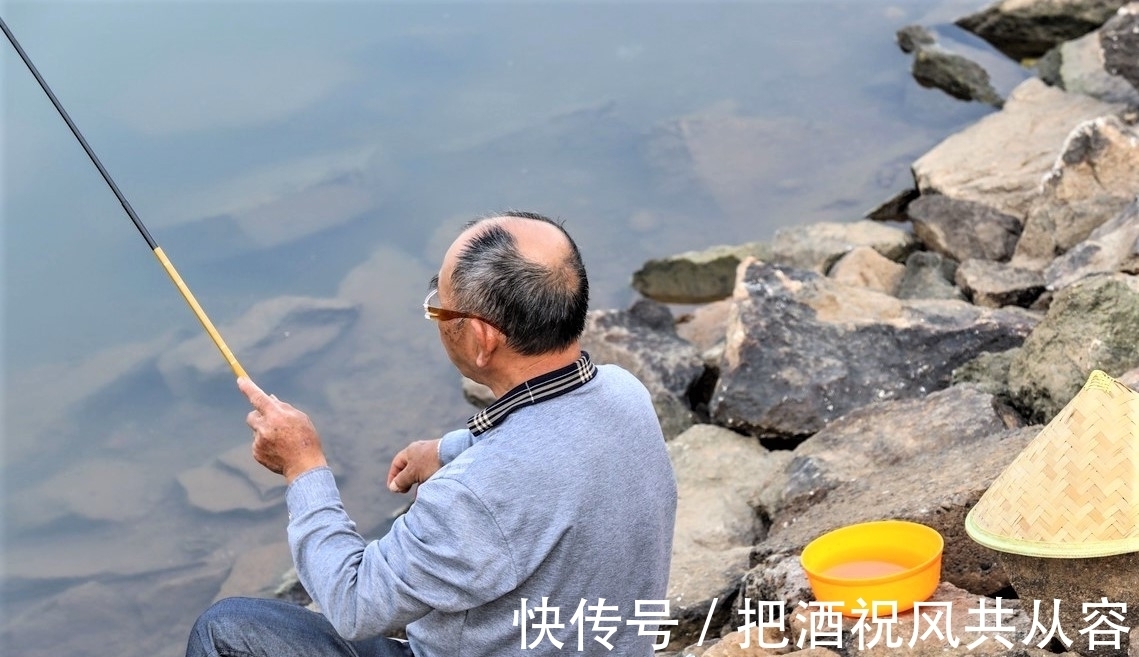 秋天钓鱼与夏季钓鱼有什么不同？通过这几方面的改变，不爆护都难