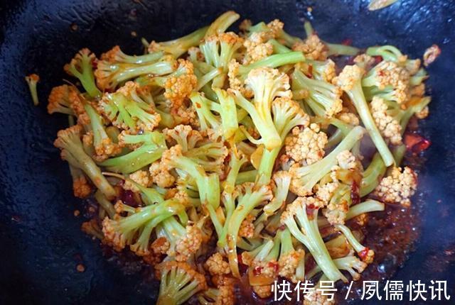 菜花|干煸花菜牢记三个诀窍,花菜清脆可口、香味扑鼻,吃一次还想再吃