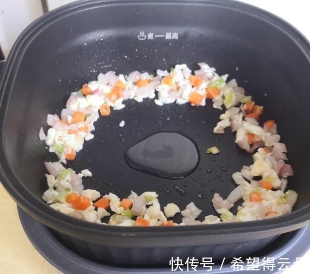 美食天下|黄金炒饭,色泽金黄,好看又好吃!