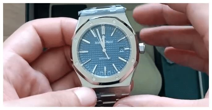 时尚歌星艾福杰尼戴什么腕表,男士运动腕表,爱彼15400的魅力