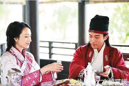 对仗@才女出上联:洞中泉水流不尽!3个才子给出3个下联,哪个最好?