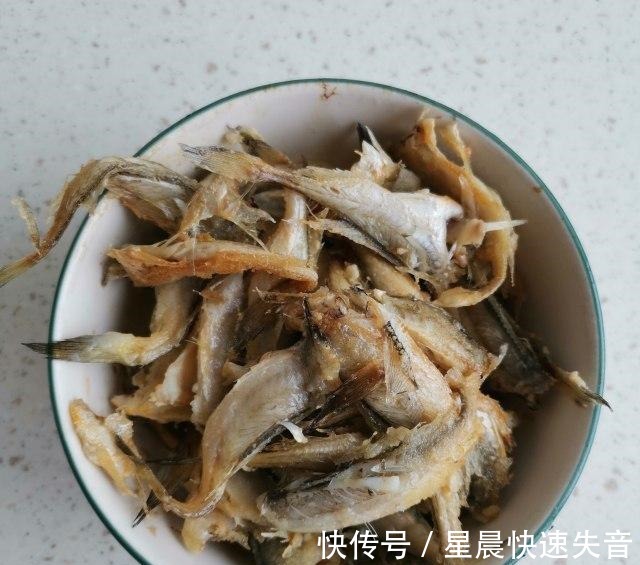 下饭|红烧小鱼，鱼肉鲜嫩，美味下饭！