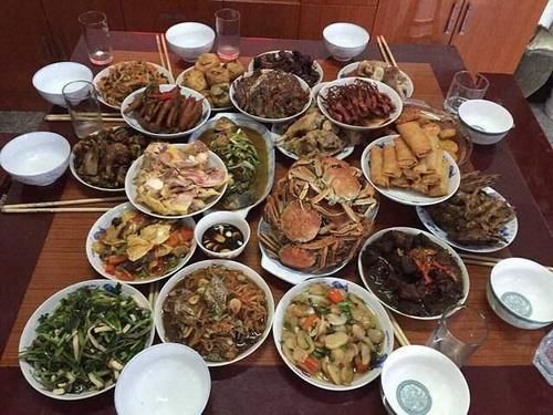 堪称东北年夜饭上的“钉子户”，这4款美食，会让你眼界大开