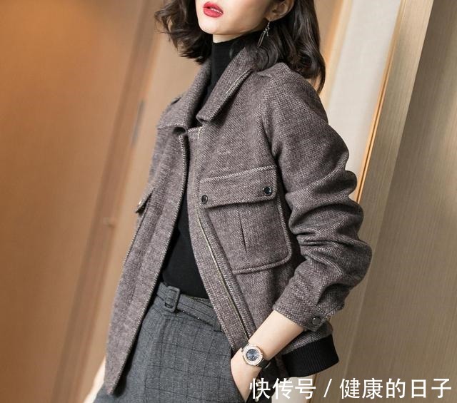 毛呢外套 天冷了,别再穿连衣裙,今秋流行“毛呢外套”,显高保暖又有型!