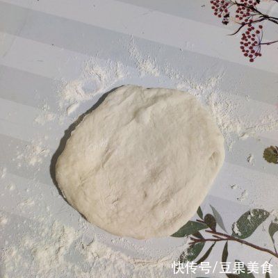 萝卜丝馅儿饼比卖的还好吃,简单易做味道棒