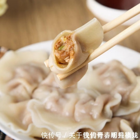 调肉饺子馅,这“3香”不能少!饺子油润饱满,鲜嫩多汁,香喷喷
