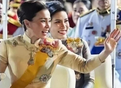 泰王&苏提达和诗妮娜,为了一把御椅杠上了,后妃暗斗没有停止