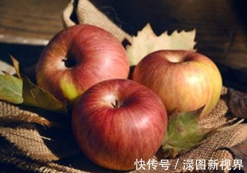 砒霜|这样吃苹果相当于吃“砒霜”这话说得对不对