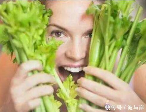 痘痘|比痘痘更可怕的是痘印,去痘印真的那么难很多人没用对方法