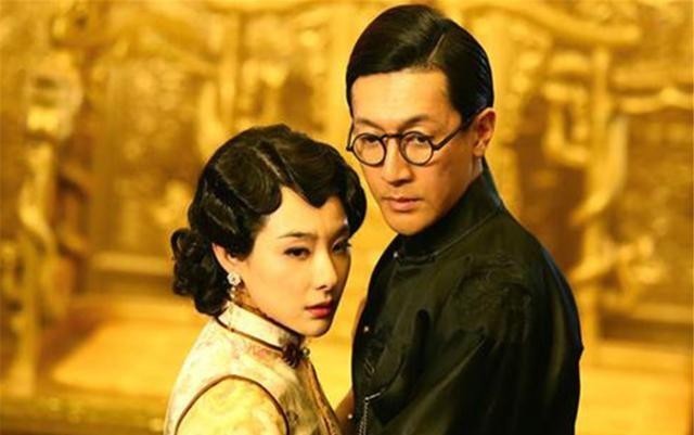 乾隆皇帝|溥仪被赶出皇宫之时，将一物缝在衣服里26年，后来成为顶级国宝